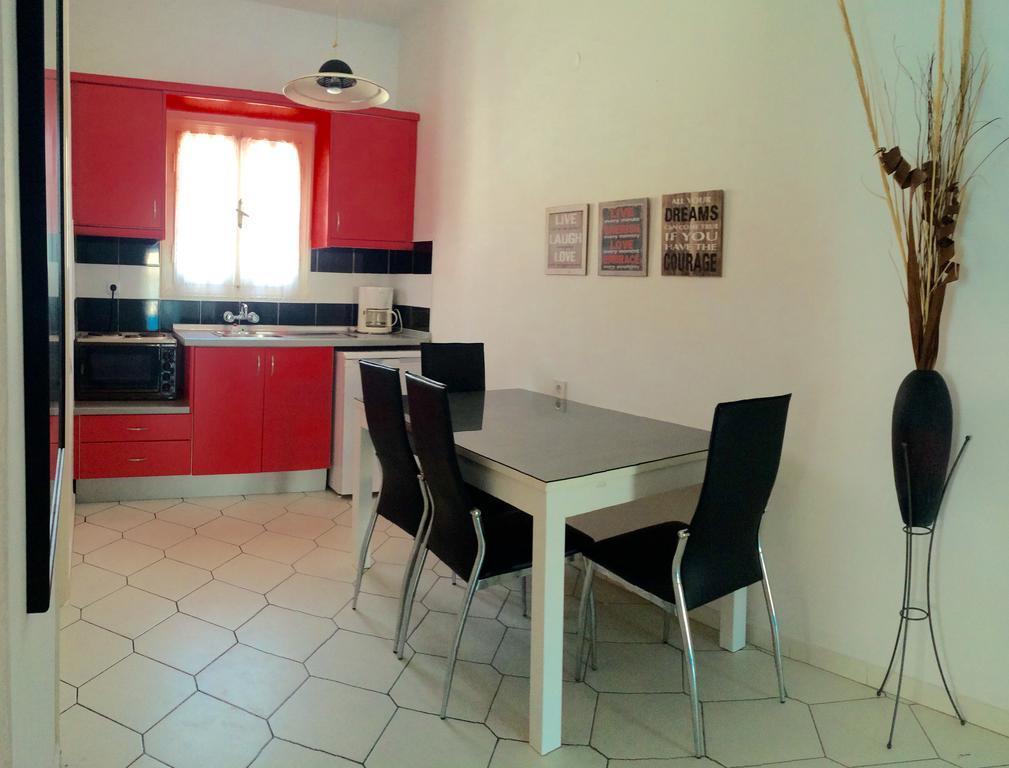Philippos Apartments Acharavi  Buitenkant foto