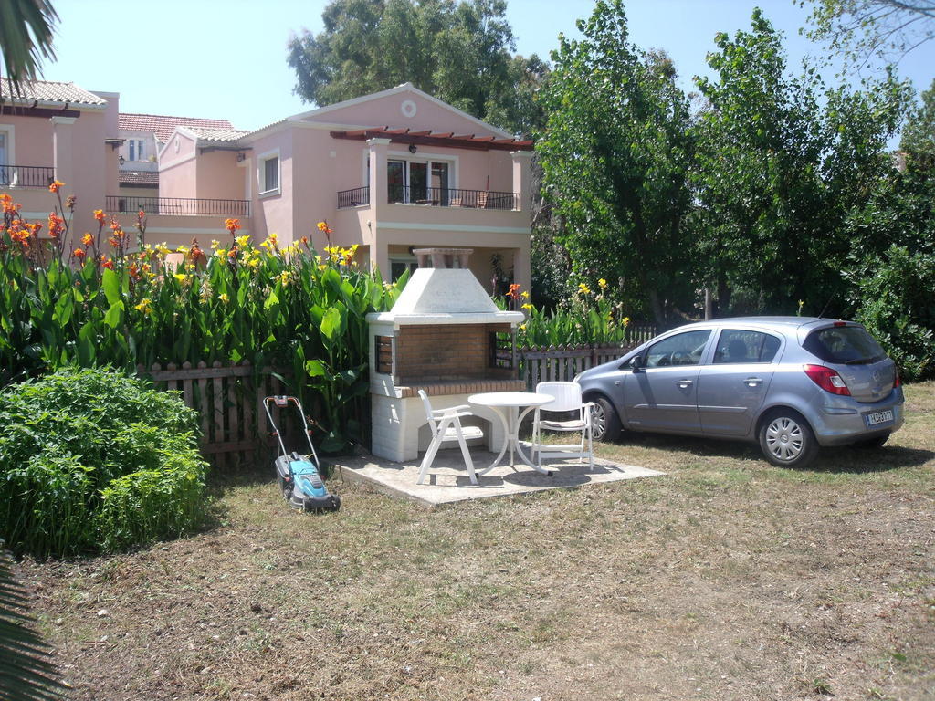 Philippos Apartments Acharavi  Buitenkant foto